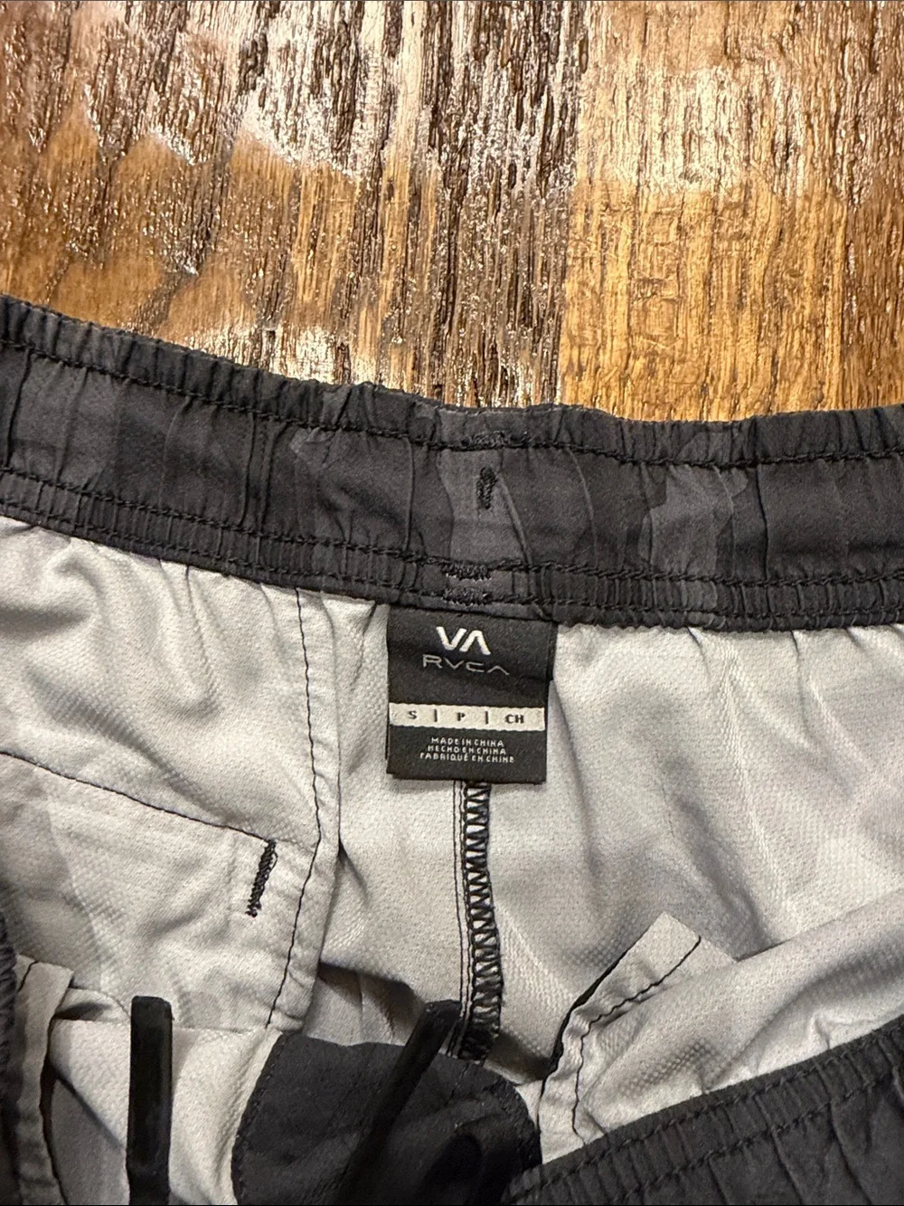 RVCA Men's Black Camo shorts